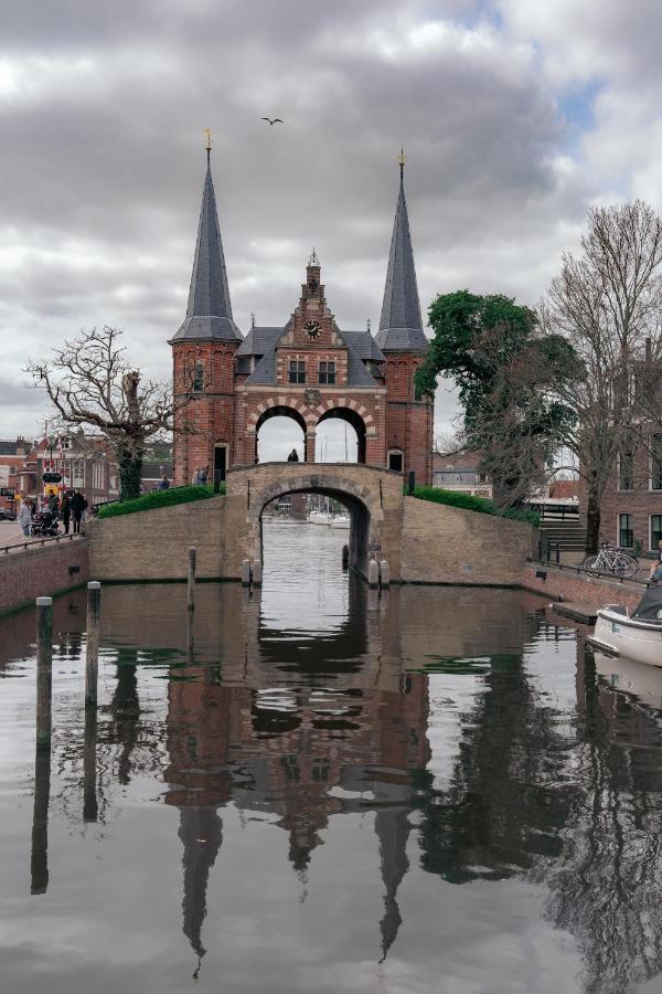 Stadslogement Hoogend Sneek Eksteriør bilde